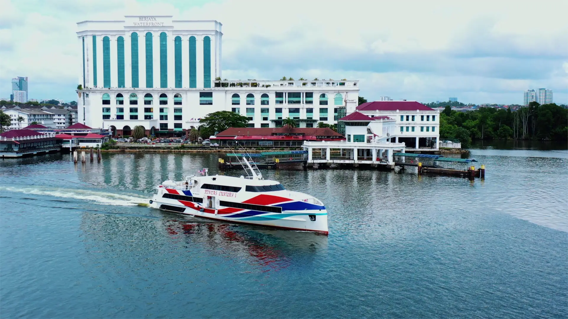 Pintas Luxury 1 passenger ferry moored alongside the terminal